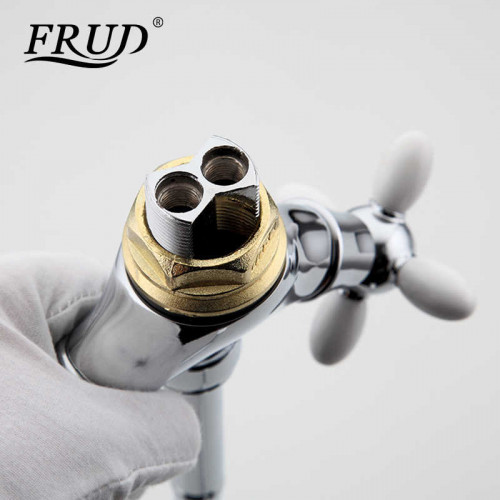 R43127-7 Смеситель для кухни гибкий излив 2-х вент крепение гайка FRUD 43127-7 Белый